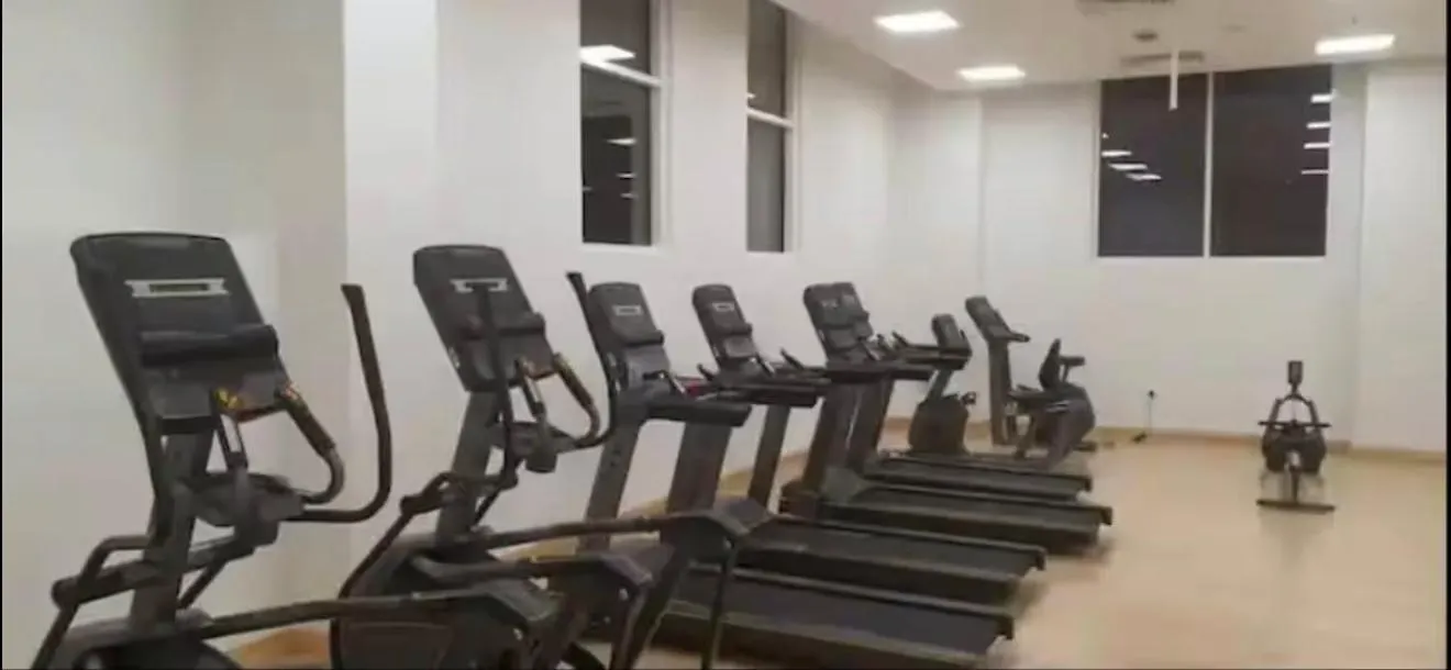 Camellia 1Br Waters Edge Yas Island Theme Parks Apartment Abu Dhabi